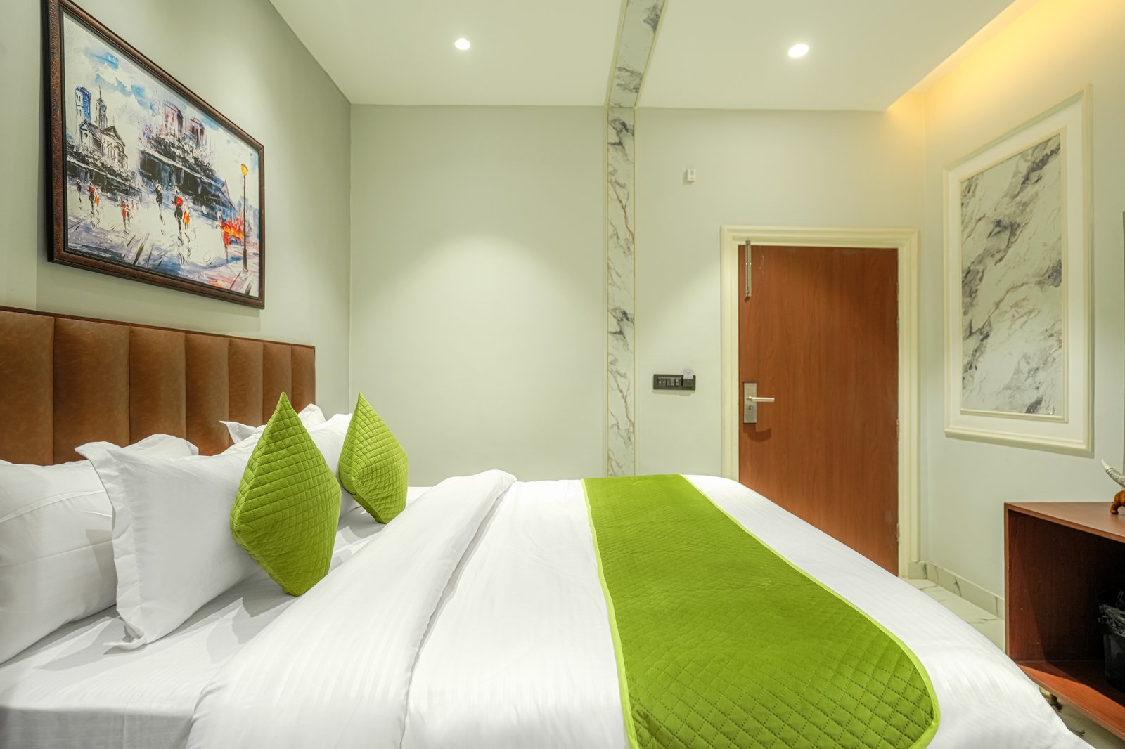 Superior King Room